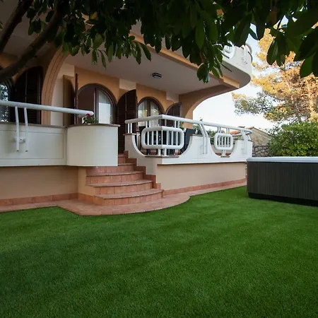 Royale Krk Willa Krk Town