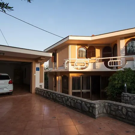 Royale Krk Villa *