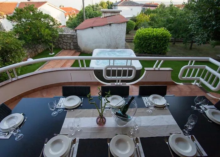 Royale Krk Villa *
